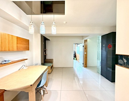 中山醫最愛🍎大慶商圈機能超讚🍎四房平車🍎一層兩戶超單純 - Image 2