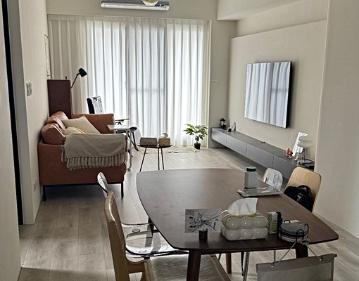 藝文公園|裝潢三房|近運動公園|附傢俱家電平面車位|屋主自租 - Image 1