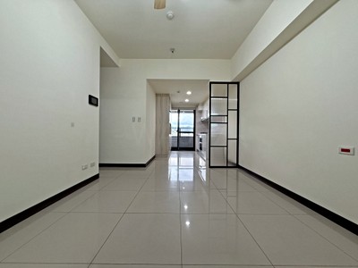 三口謙｜🔥低於行情🔥房間放得下兩張雙人床｜離車站超近