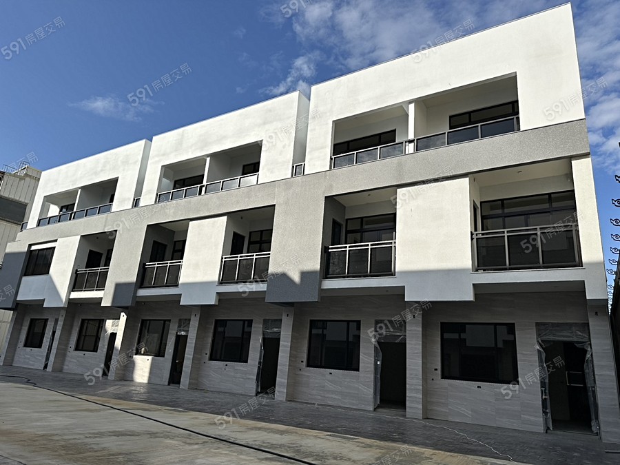 東方郡美實景圖