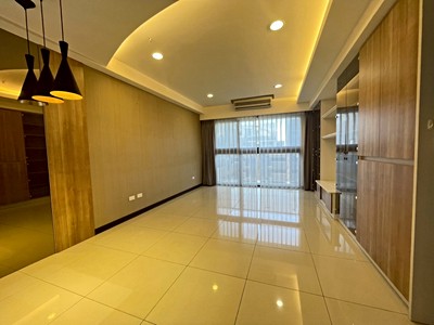 新光特區~勝美悠活郡精裝大兩房平車多戶可看!