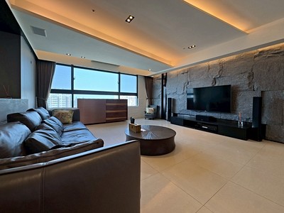 ✨亞灣捷運公園首排｜高樓景觀質感裝潢大三房平車