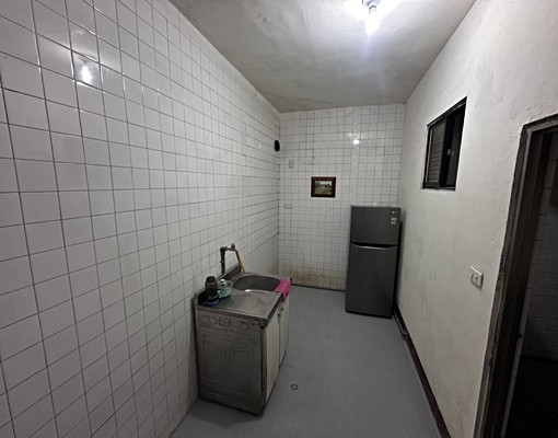 品質社區-23.625坪-3房-可養寵 整層住家 左營區-左營大路6巷44弄 591租屋 月租12,000元/月