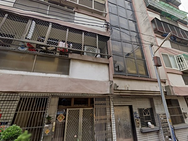 溫馨家園