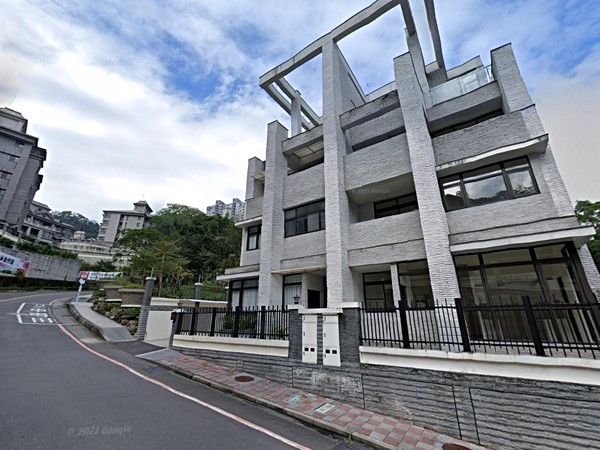 伴山別墅一期藍天區