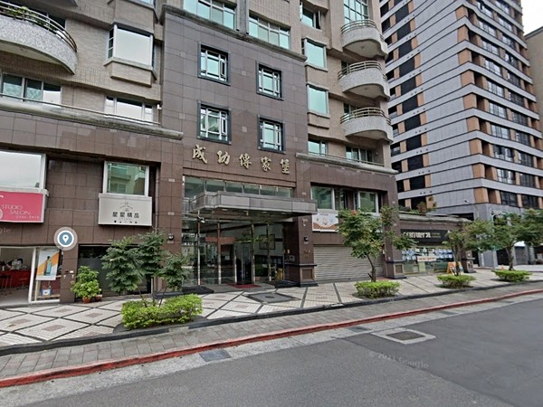 成功傳家堡大樓