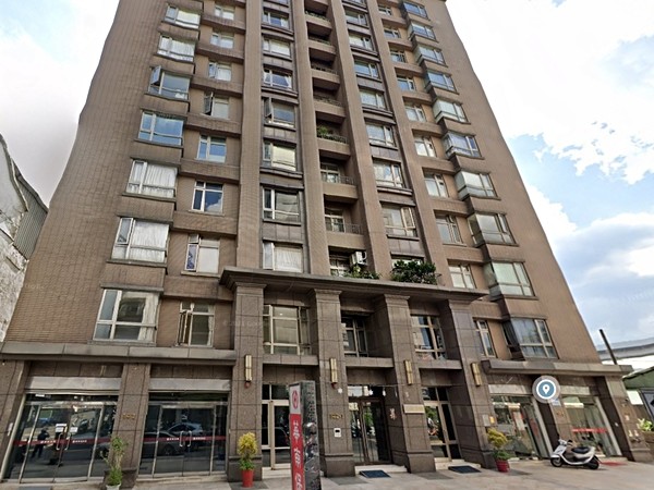 三鐵首馥大廈