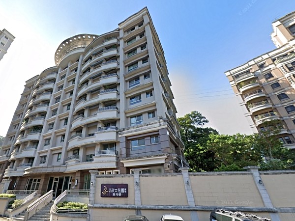 嘉新政大花園廣場攬月樓