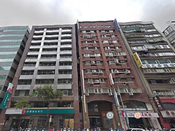 鑽石大樓(民生東路)