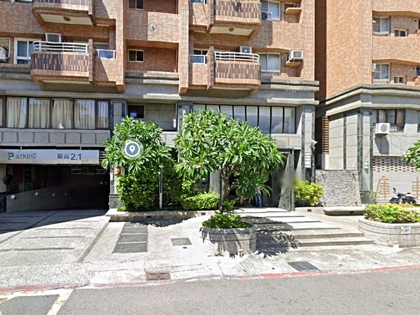 春川大樓