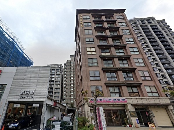 全坤晶華