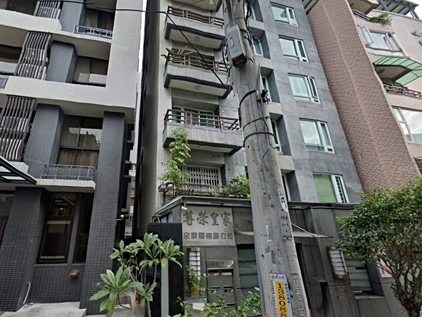 尊榮皇家七期華廈