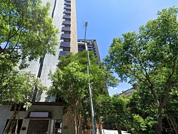 皇勝秀鼎