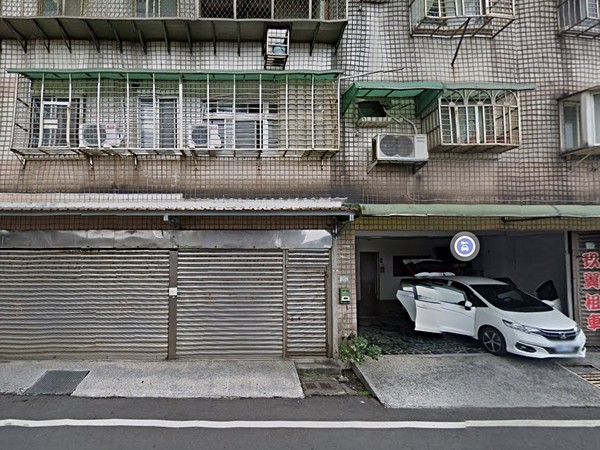 新民路一段161華廈