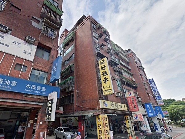 忠孝東路六段華廈