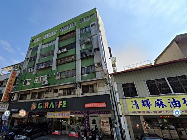 中正路389號華廈