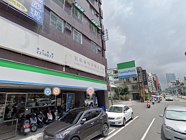 成功路120號華廈