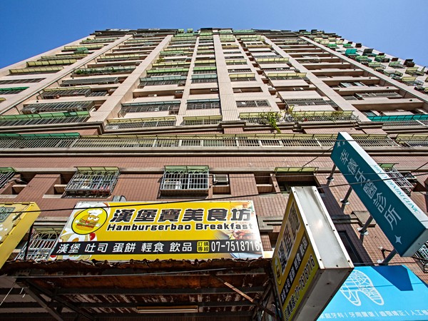 康庭娃娃國大樓