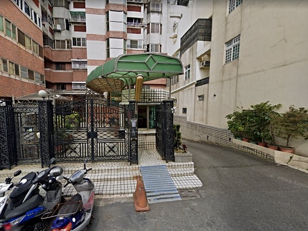 中興伍吉大樓