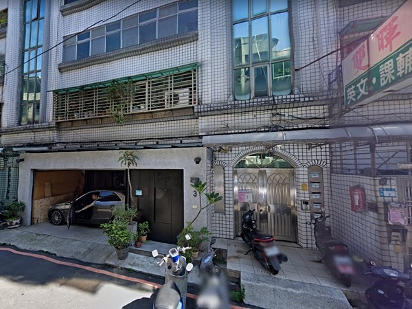 民有街75巷10弄華廈