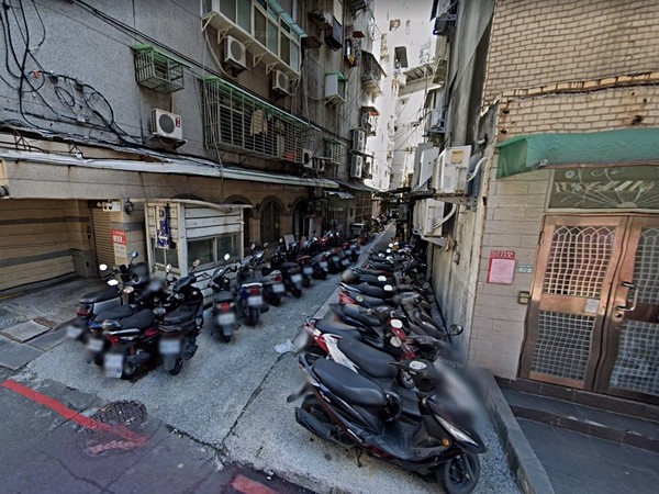 長春路3巷華廈