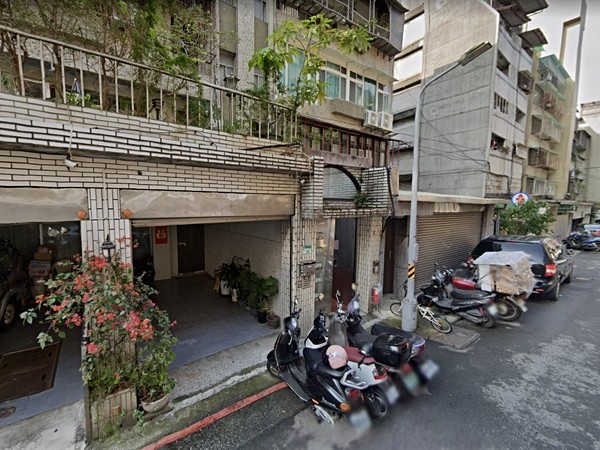 林森北路67巷88號華廈