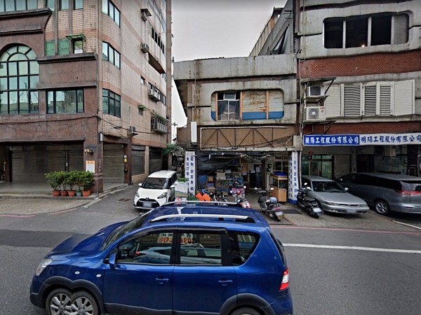 閔祥興東路280號華廈