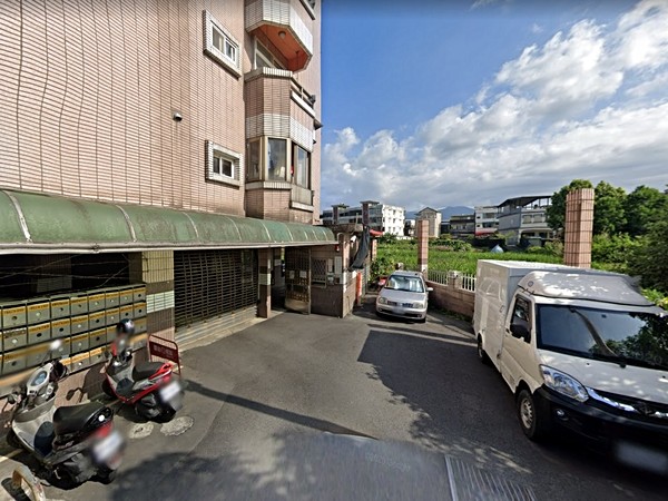 前峰重陽街27巷華廈