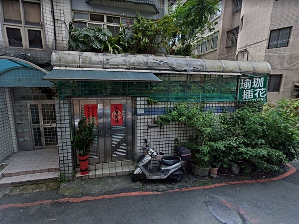 安樂路217巷28號華廈