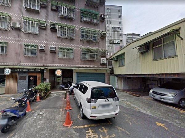 中正路666巷華廈