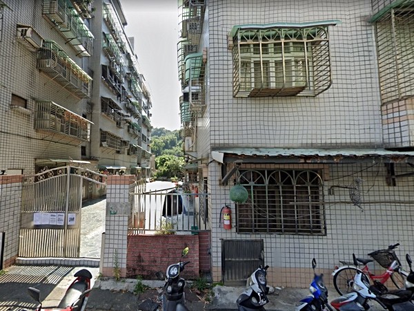 御史路1巷101弄華廈