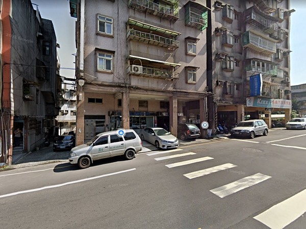 水源路13號華廈