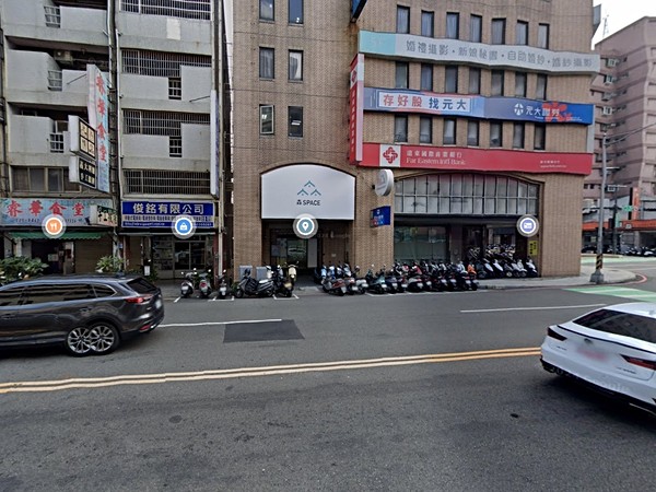 經國路二段100號大樓