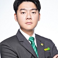 鍾季霖