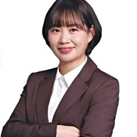鄒華芳