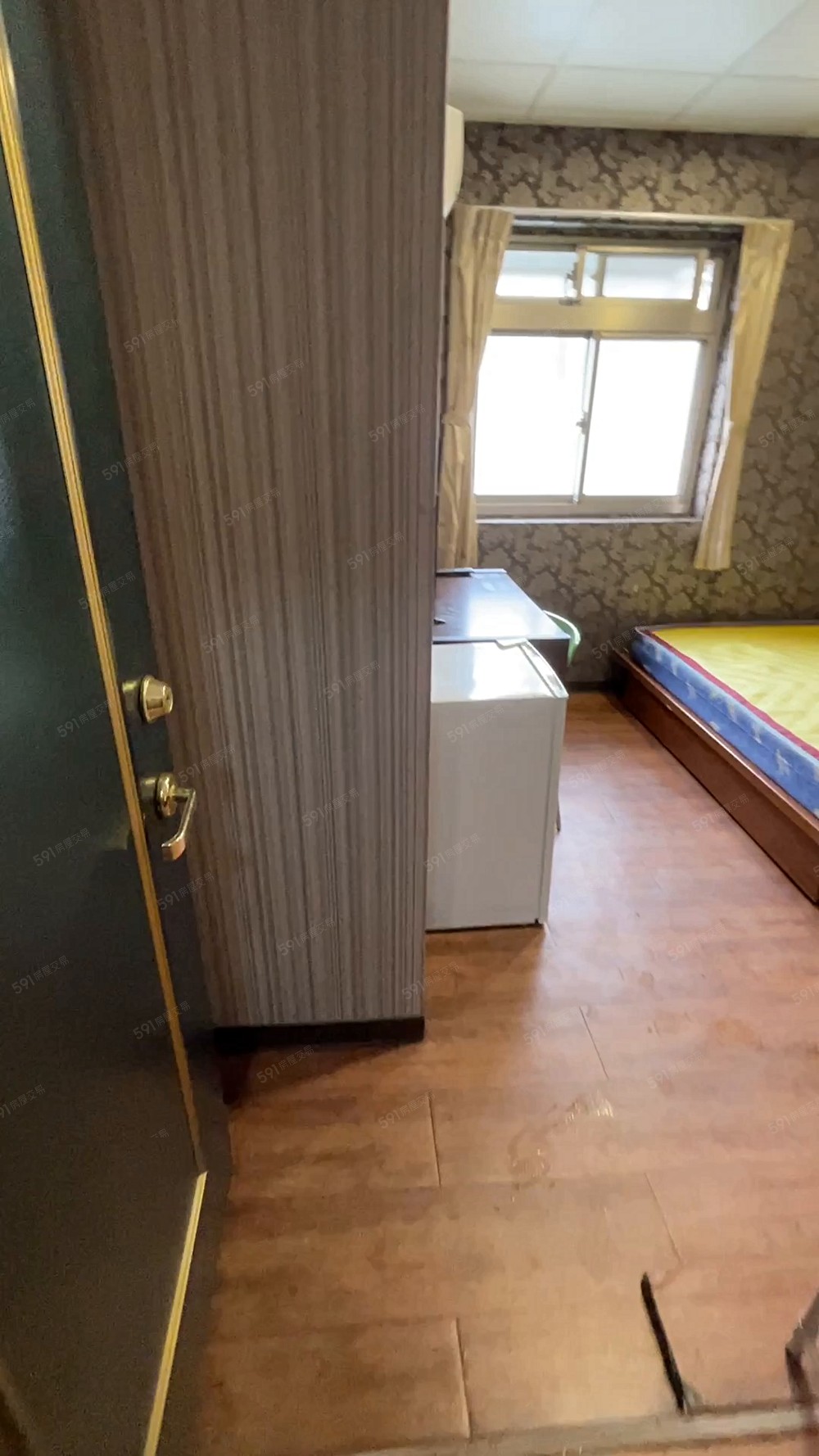 近市區廟口崇佑技術學院套房獨立空間 - Image 1