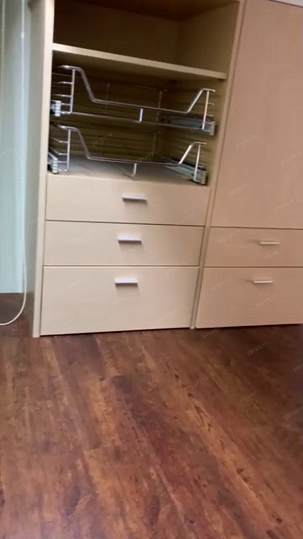 冠德美麗時代挑高3米6景觀套房 - Image 1