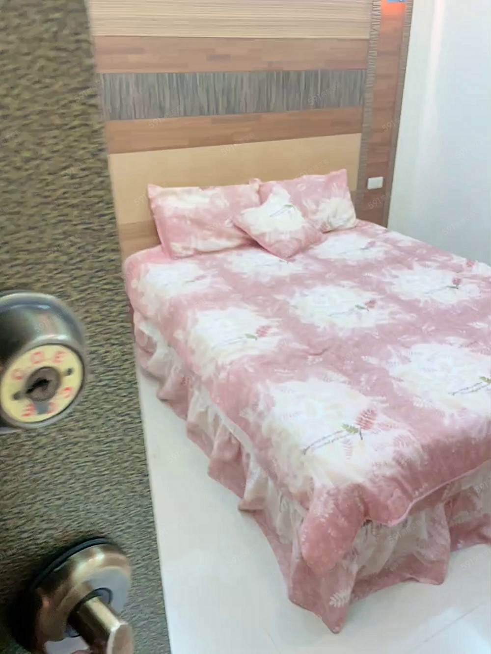 優質捷運三重國小便利舒適套房3分鐘到台北 - Image 1