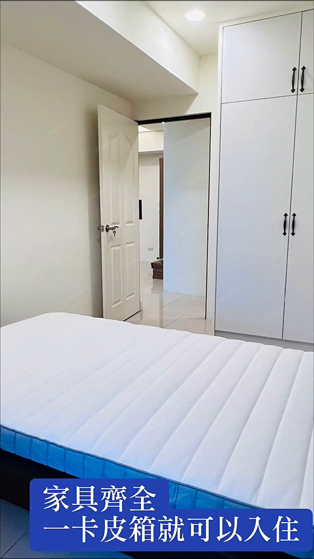 亞灣名發晶閣高樓海景三房平車 - Image 1