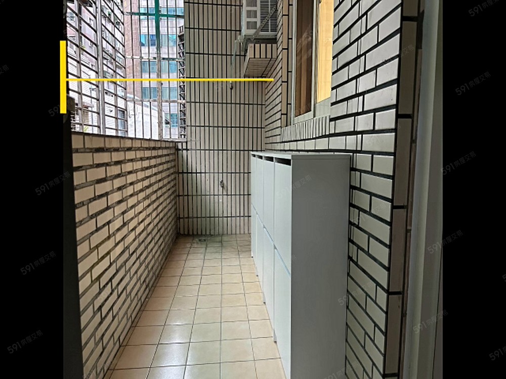 全新裝潢全配單人好屋況雅房@年繳減一個月 - Image 1