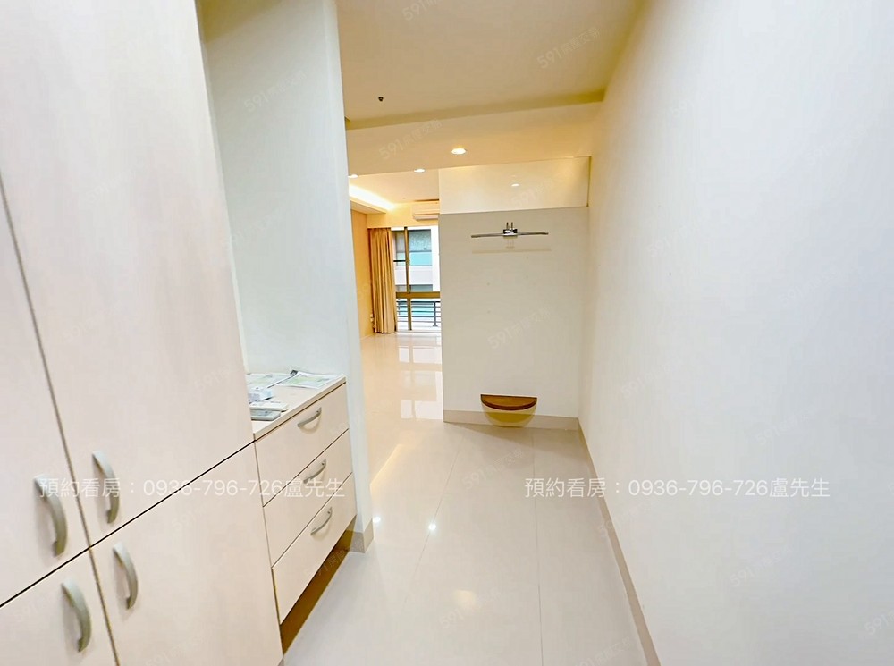 稀有『啟奧邦城』,清大商圈精美大四房,雙平面車位 - Image 1