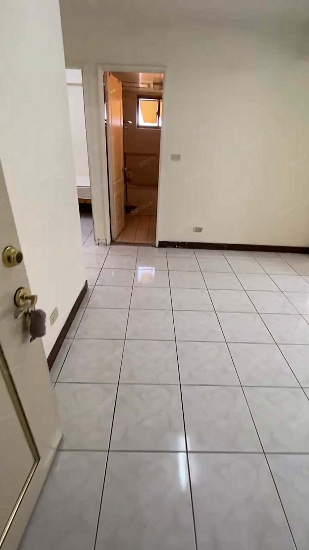 興大萵苣學府路附近/精美社區三房/可租補 - Image 1