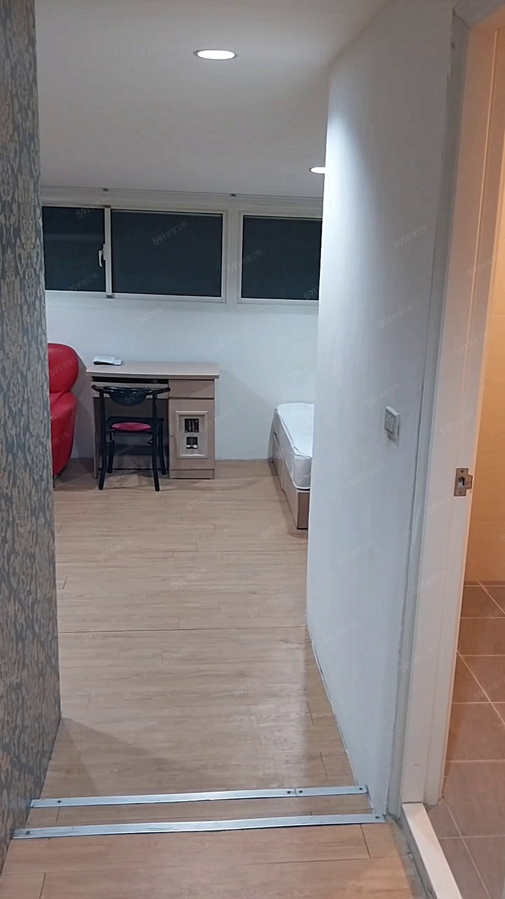 漢口路家樂福商圈，可租補，不收仲介費 - Image 1