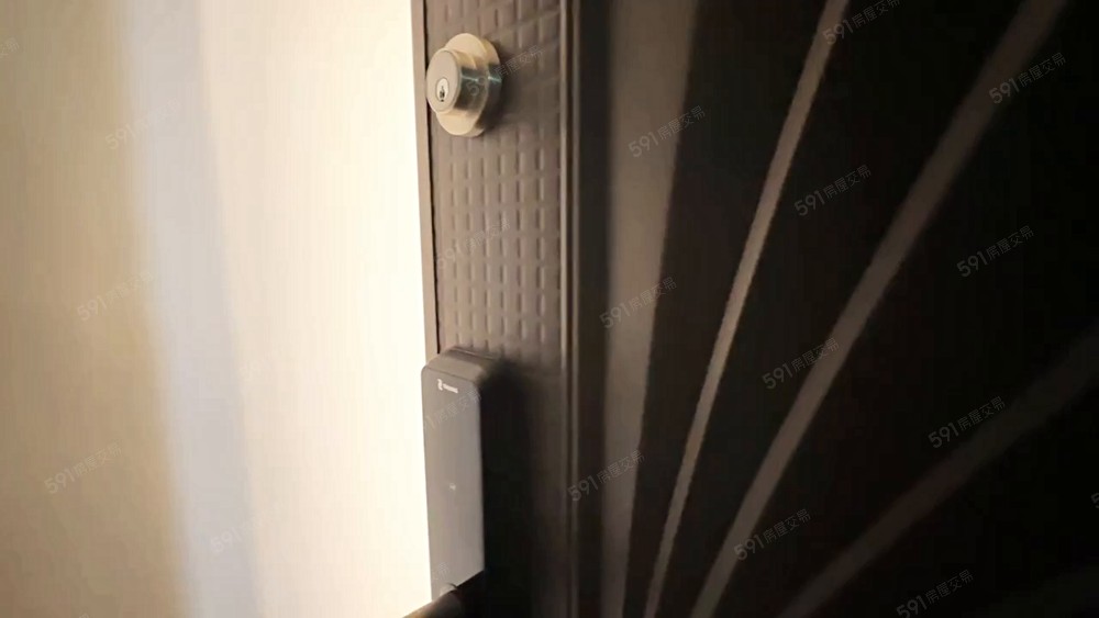 價格殺到底｜高鐵之星精裝1+1平車大套房