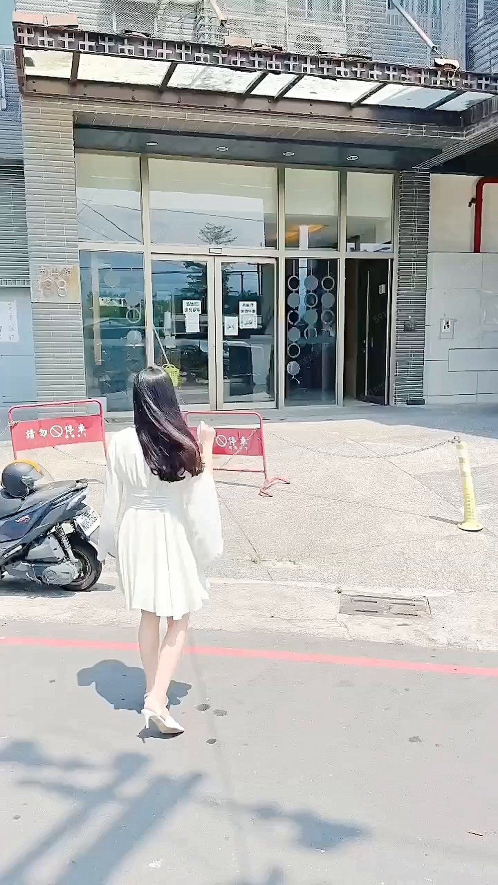 看到撿到租到賺到🎀全新屏科大3分公主廚房洗脫烘飲水 - Image 1