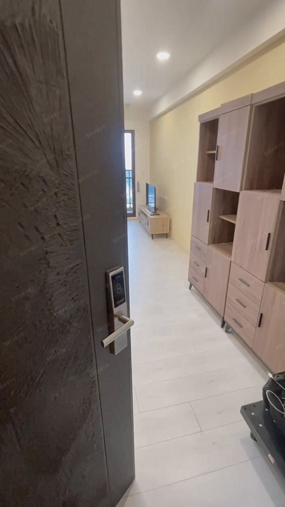 走路到高鐵🌈家具電齊全🌈大三房可租補🌈含平車 - Image 1