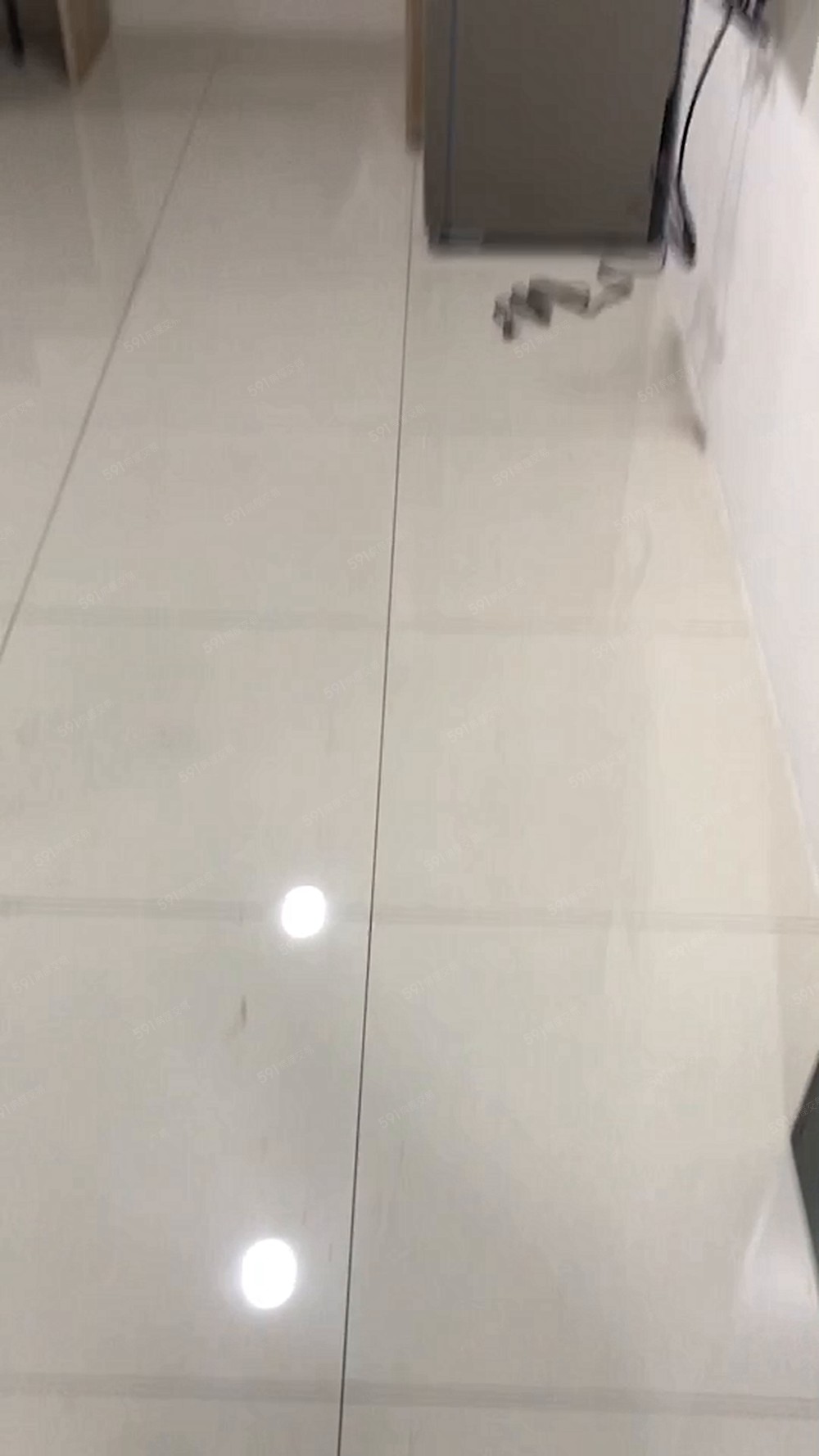 近府中站~全新裝修大套房~獨立洗衣機4B - Image 1