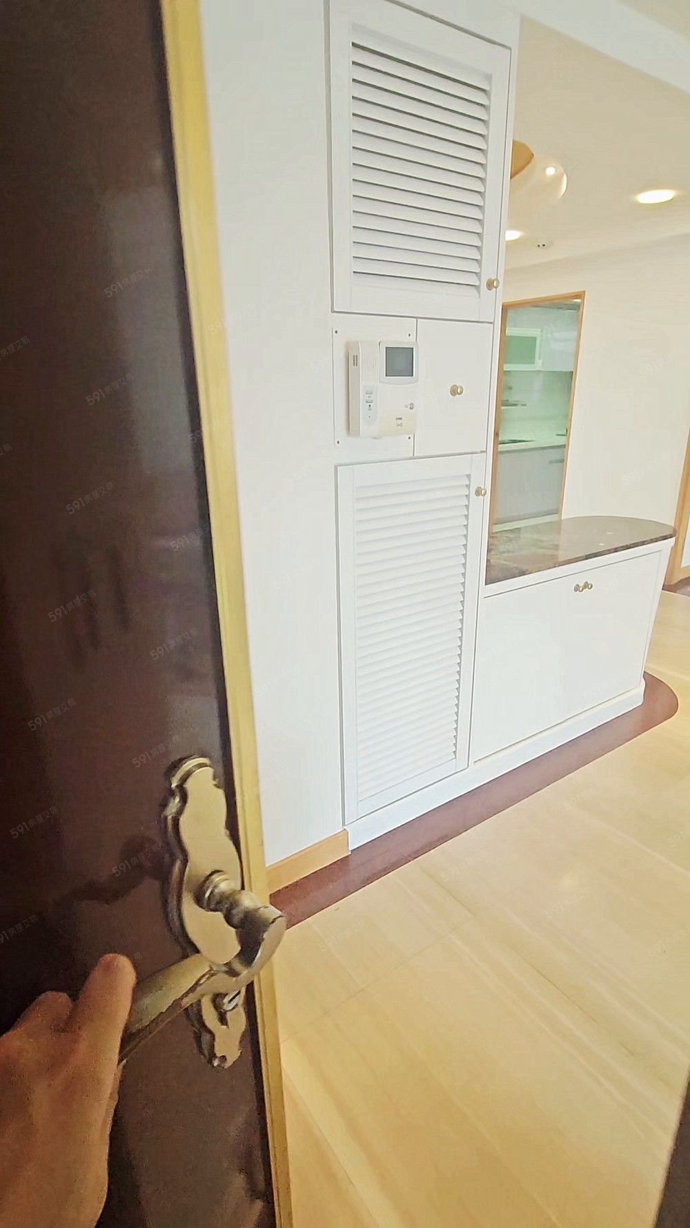 芝山站｜3房優質社區｜採光超棒｜生活機能便利｜可寵物 - Image 1