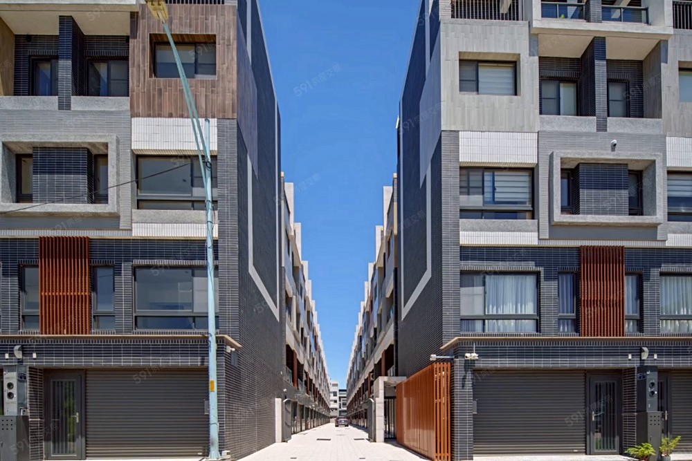 近高鐵生醫！芎林金獅重劃～那山全新大四房別墅