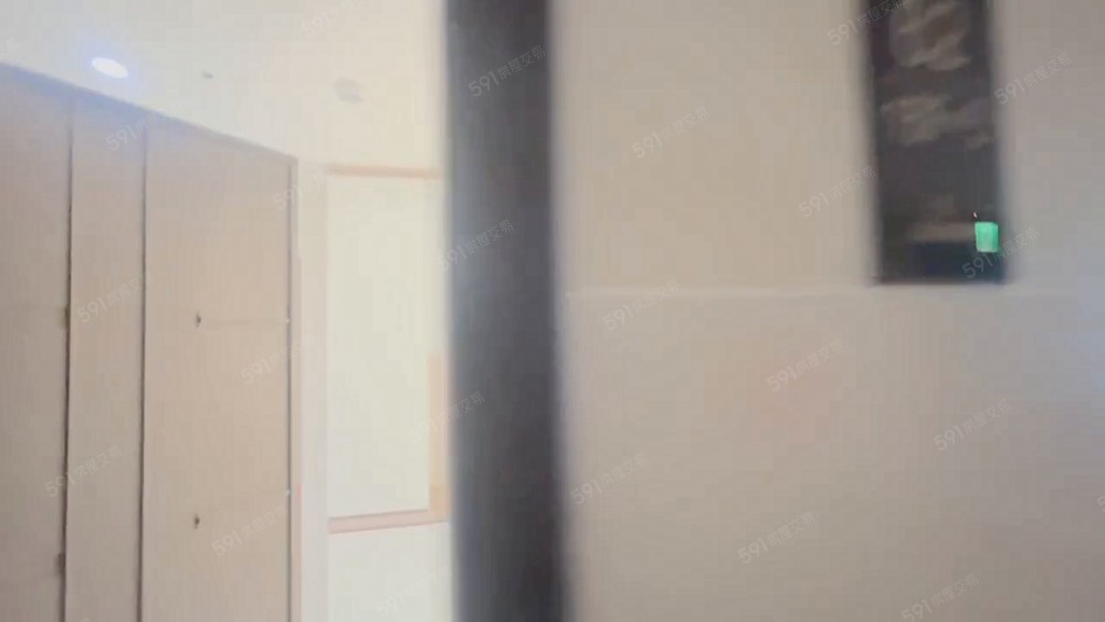 世紀雲品🐍一中黃金地段|可申請租補|傢俱電全配|質感系統櫃 - Image 1